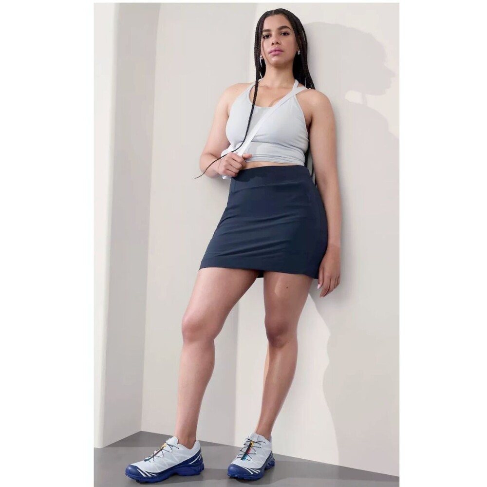 Athleta Brooklyn Mid-Rise Skort Women Sz 18 Navy Blue Golf Tennis Hiking Active